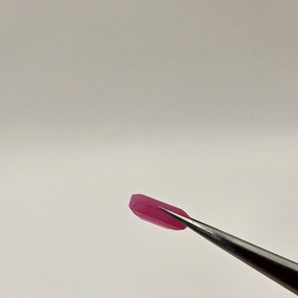 3.46 CT Natural Ruby Fuchsia Emerald Cut Loose Stone - Picture 2 of 3